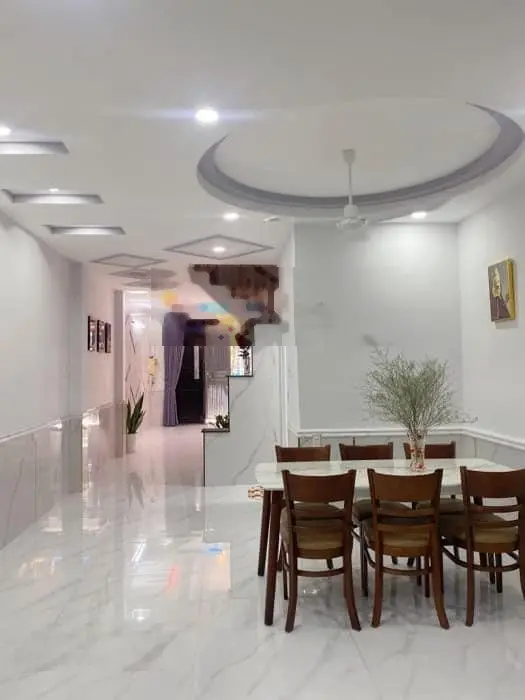 Thanh lý gấp nhà hẻm 6m Cao Thắng, P12, Q10 Giá 3tỷ590 Dt: 63m2 (4,5m x 14m) sổ hồng chính chủ