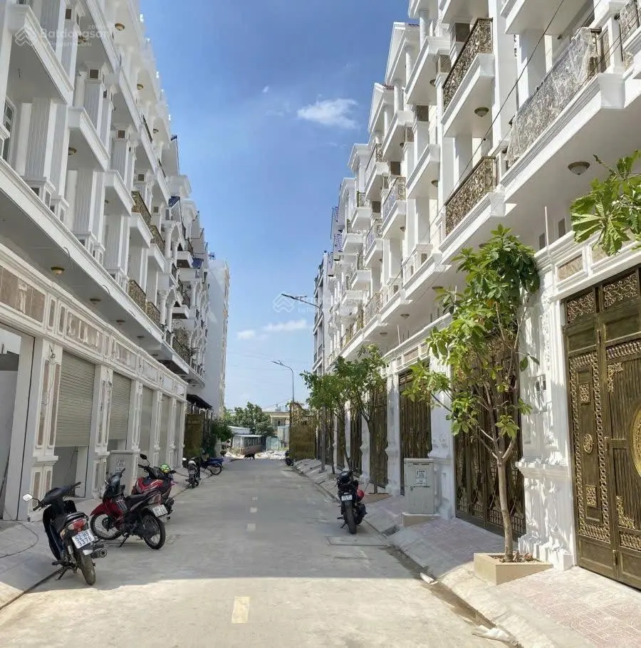 Bán Căn Nhà Đẹp Xuất Sắc nằm Sát Bên Vạn Phúc city, 5tầng full nội thất sang xịn, đường nhựa thông