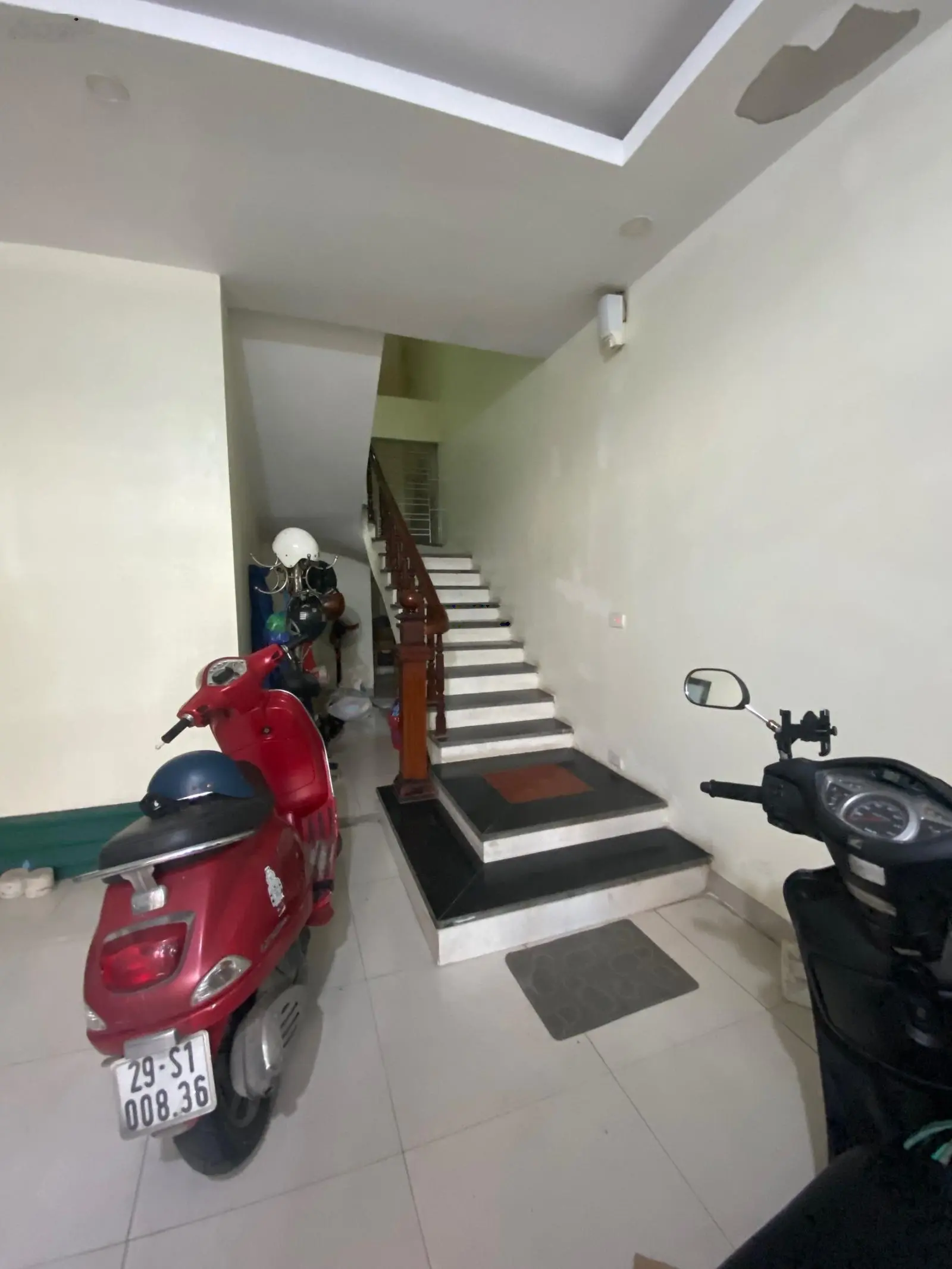Bán nhà ngõ 9 Đặng Thai Mai, Tây Hồ: 74m2 x 5 tầng, mặt tiền 6m