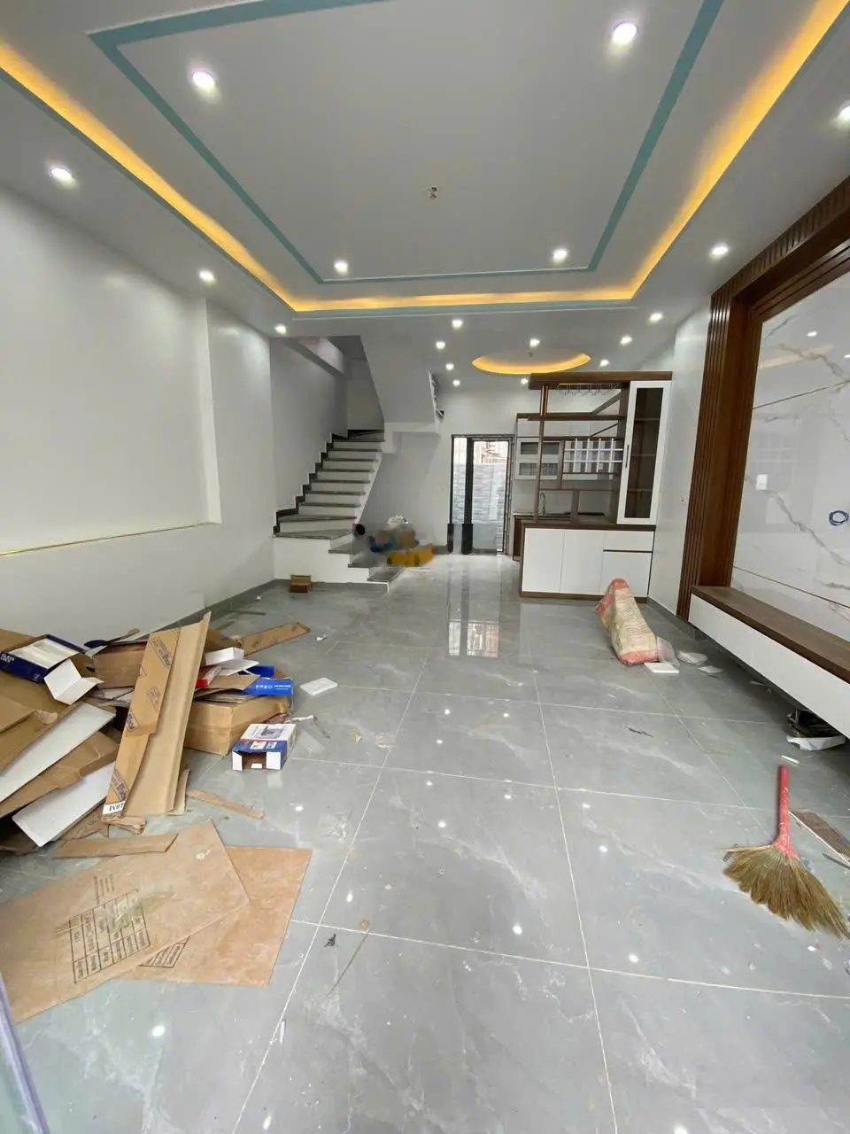 Nhà độc lập 3 tầng ngõ ô tô - Chợ Vĩnh Khê - gần Hoàng Huy An Đồng