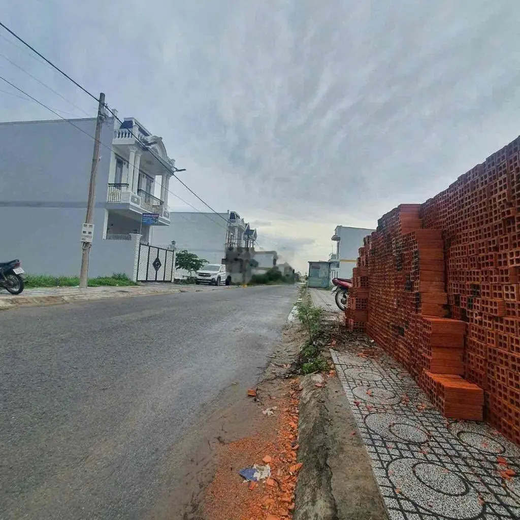NHÀ MỚI TINH CÓ GIÁ TỐT PHƯỜNG 5
