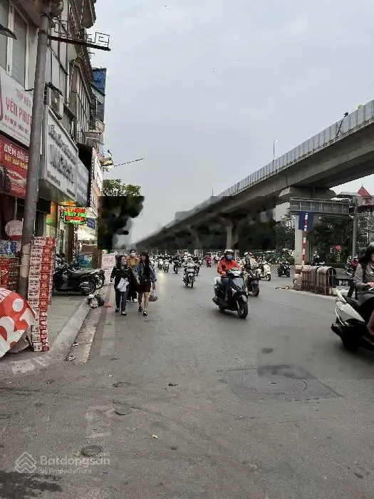 Bán tòa ccmn mới phố Nguyễn Trãi, ô tô vào nhà 9 tầng- 129m2- mặt tiền 9.3m- 30.5 tỷ