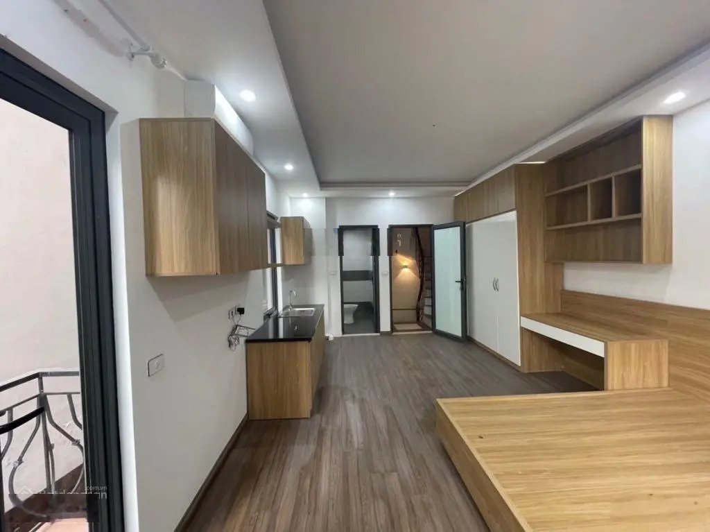 Mỹ Đình 49m2, 5 tầng, lô góc, ngõ thông, 10m ô tô, 4PN, nội thất đẳng cấp - chỉ hơn 6 tỷ