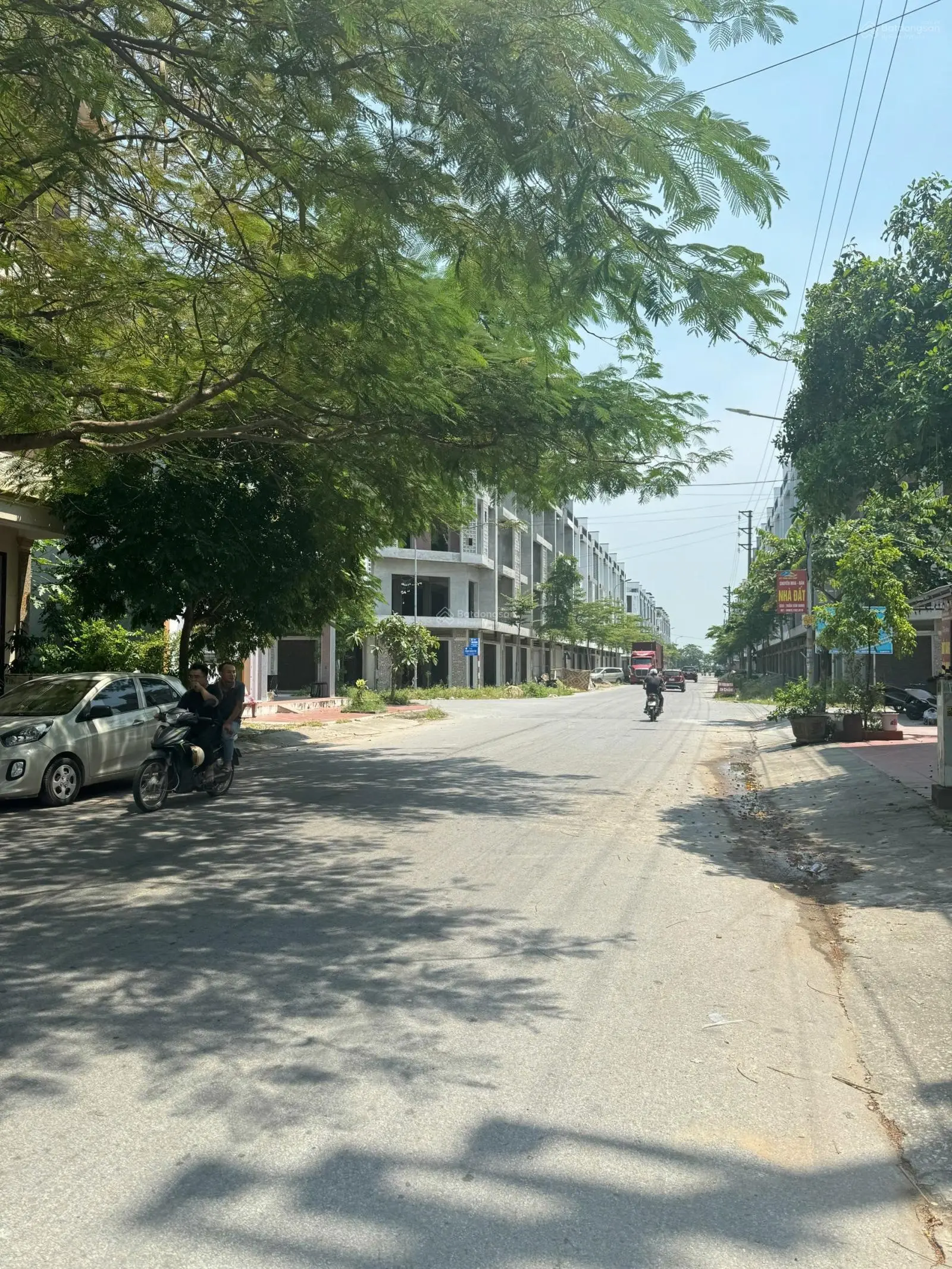 Bán đất chính chủ 51m2 tại trung tâm thị trấn Gia Bình, Bắc Ninh giá chỉ 2 tỷ 8 /lô đất 0973 237 ***