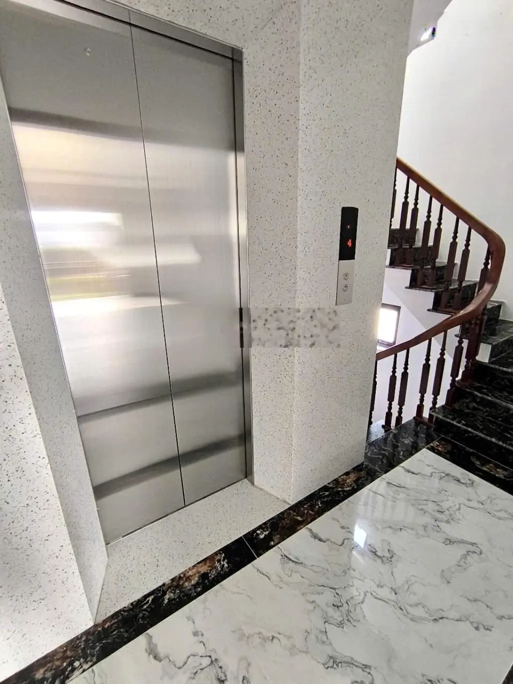Phúc Đồng. Long Biên. Nhà Đẹp 7 Tầng Thang Máy Nhập Khẩu. Kinh Doanh.