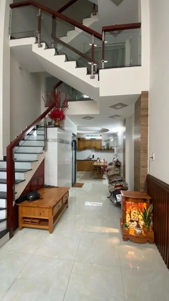 Bán nhà ngay Nguyễn Văn Lượng 40m2 chỉ nhỉnh 5 tỷ - liền kề Cityland - Lotte Mart