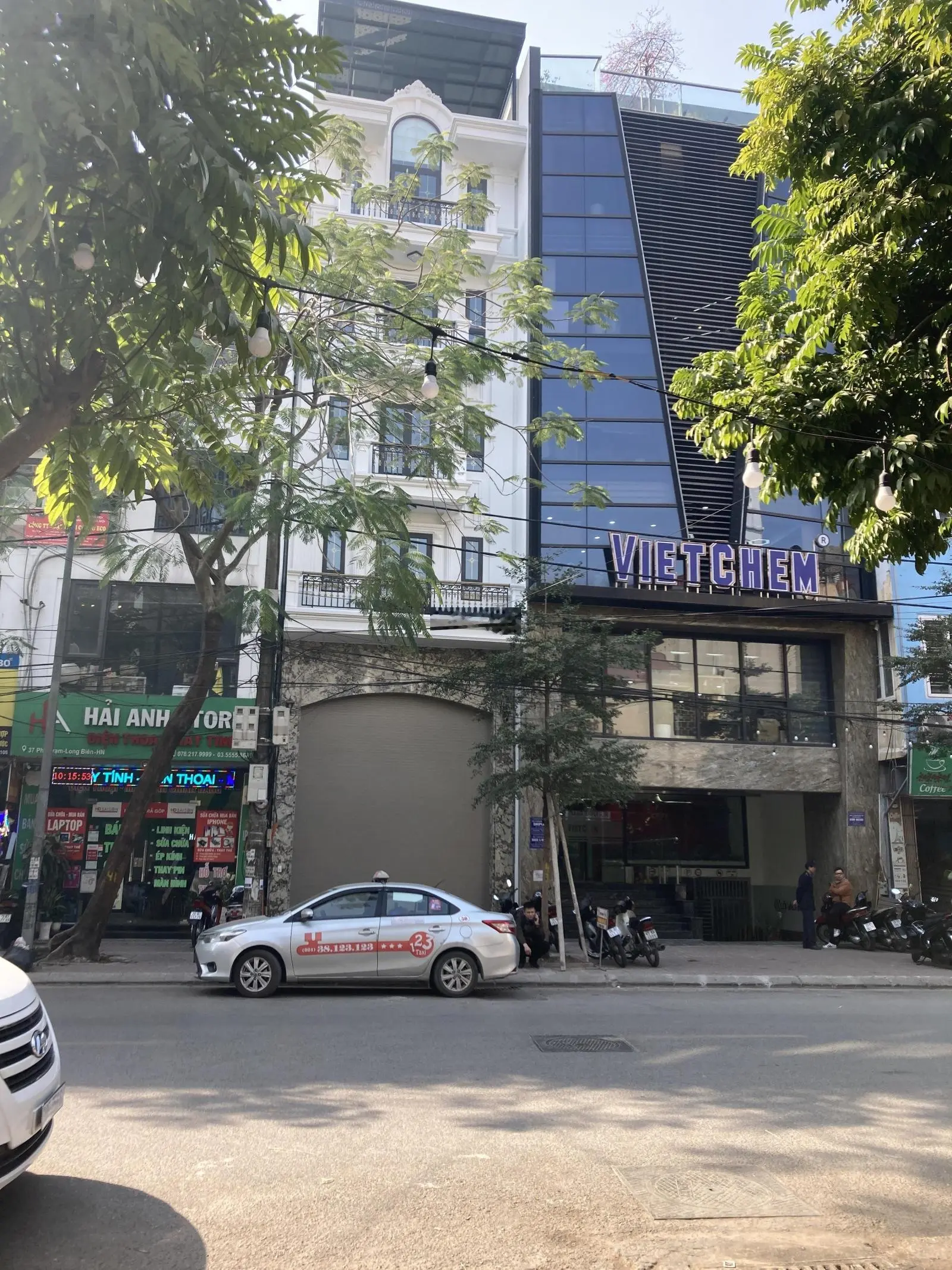 Bán nhà 7 tầng thang máy mặt Phố Trạm - Aeon Mall - Cổ Linh vị trí đẹp kinh doanh giá trị