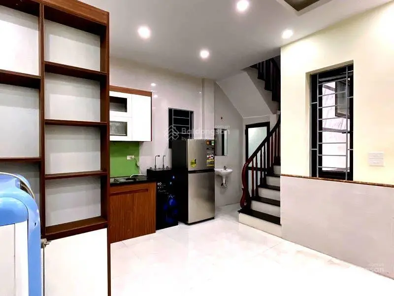 Bán nhà Đại Mỗ. Diện tích 43m2. X5 tầng. Giá: 5,6 tỷ, gọi ngay em Mừng: 0936936683 xem nhà chốt cọc