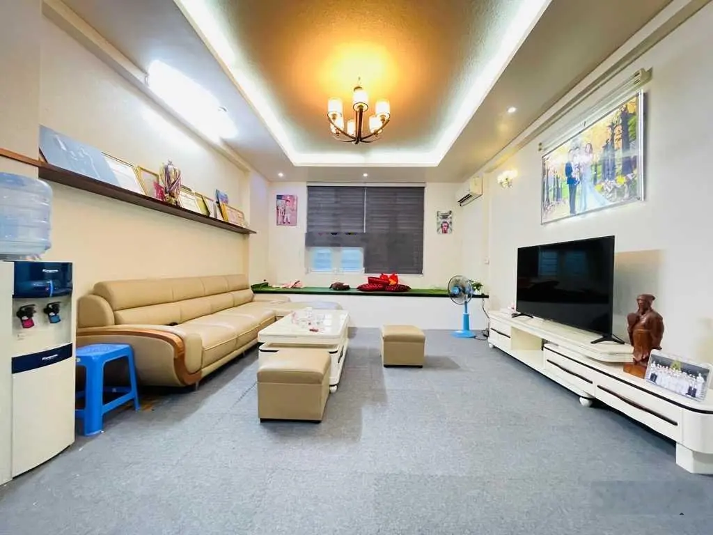 BÁN NHÀ ĐẠI LỘ THĂNG LONG,THIẾT KẾ HIỆN ĐẠI, NGÕ NÔNG, Ô TÔ VÀO NHÀ 5 tầng - 60m2-mt 4.3m- giá 13tỷ