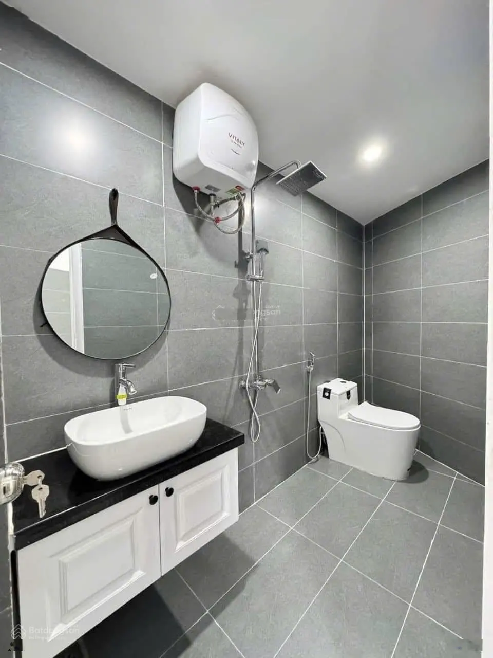 Cần bán gấp nhà (60m2) Đ. Hoàng Phan Thái, Bình Chánh, SHR hiện đang cho thuê 8 triệu/tháng