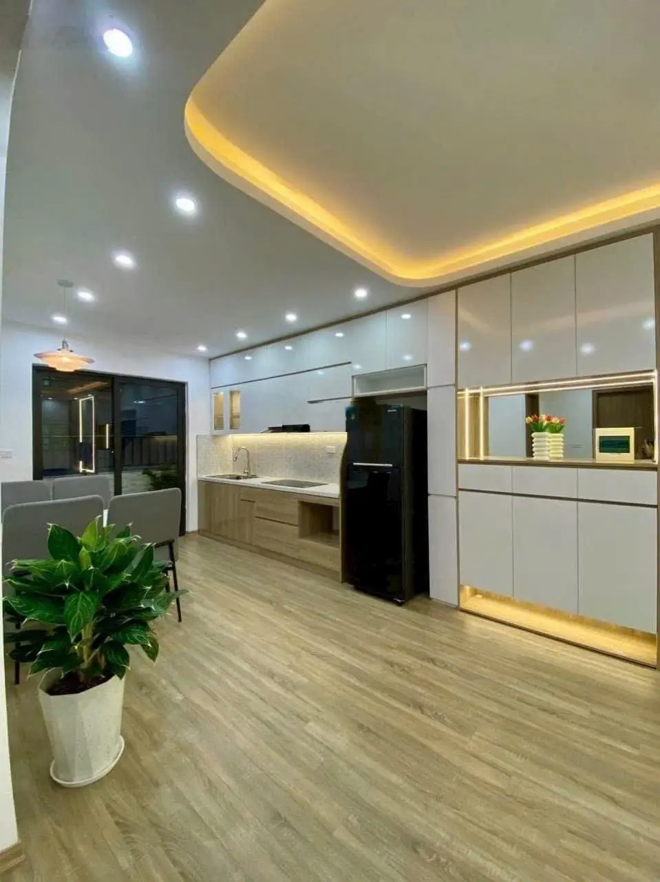 Bán nhanh căn 56m2 - 2ngủ & 2vệ sinh HH1A Linh Đàm Hoàng Mai. Lh: 0966 455 *** em Thủy