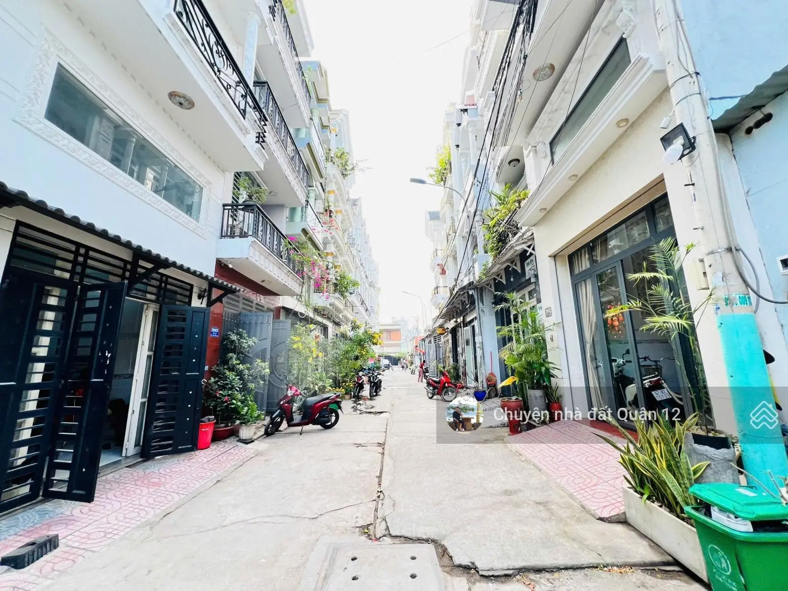 Nhà phố 66m2 đúc 1 lửng 2 lầu full nội thất hẻm 7m khu nhà lầu đường Hiệp Thành 13