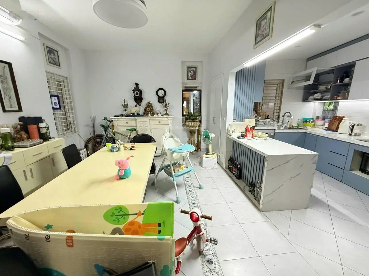 Giá Ngon! Chỉ 17 Tỷ, Bán Nhà Gần Xuân La,Tây Hồ - Lô Góc - 2 Mặt Tiền - Ô Tô Tránh - 72M2 - 6M MT