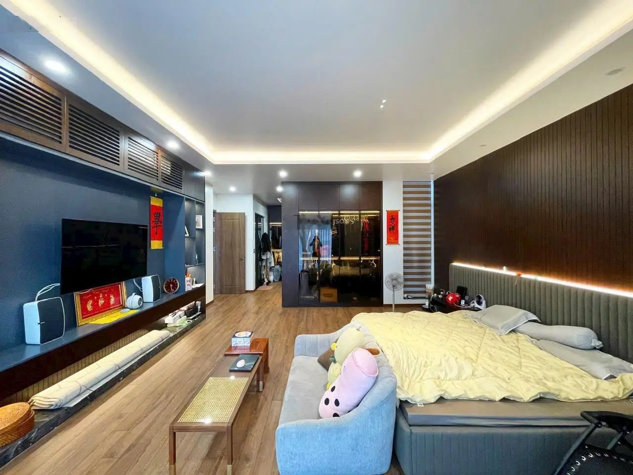Bán biệt thự 336m2 x 5 tầng, mặt tiền 20m tuyến 2 Lê Hồng Phong