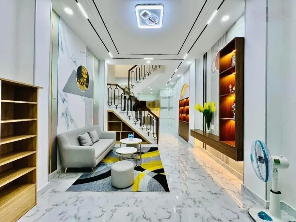 Bán gấp nhà 50,20m2 đường Hồ Văn Huê, P9, Phú Nhuận, giá bán 2tỷ700. Gần chợ, Đh Văn Lang, hẻm 6m