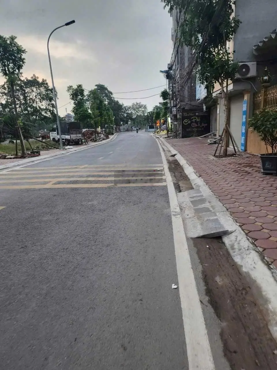 Hàng đầu tư, nhanh nhanh Chính chủ bán 40m2 4PN, 4WC tại Hữu Lê - Hữu Hòa. Thanh Trì, Hà Nội