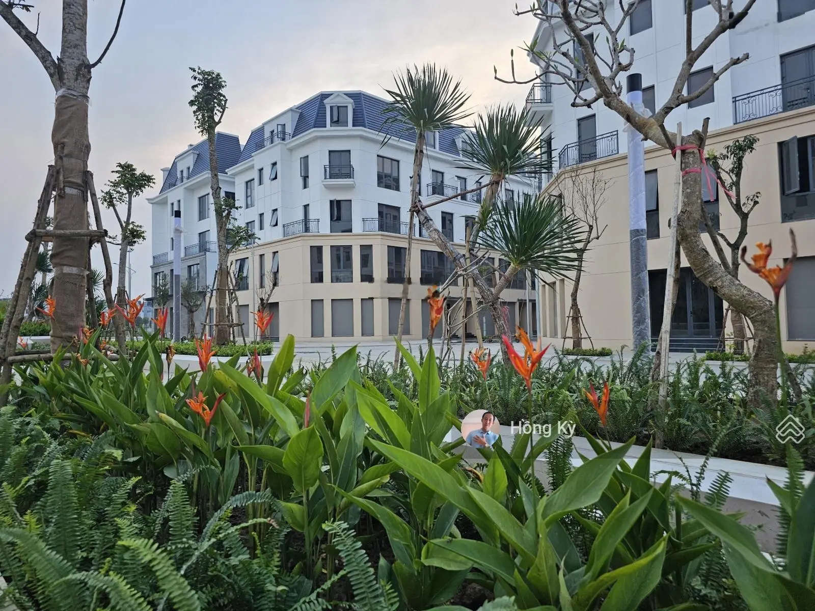 Thanh toán 2,5 tỷ sở hữu căn liền kề góc vườn hoa, Đông Nam Lk13.15, 109m2, Central Rieverside