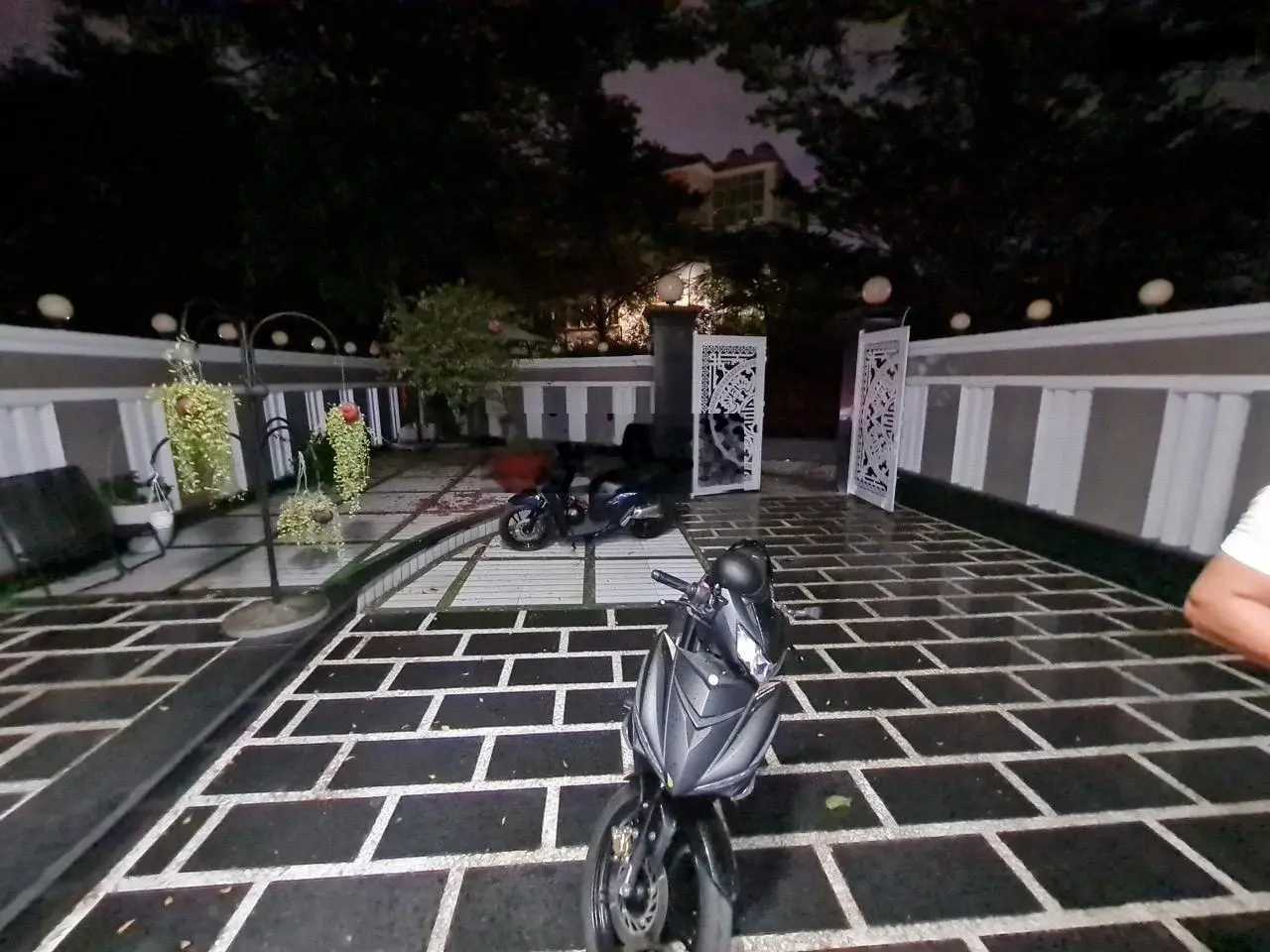Bán biệt thự KDC Gia Hòa, Phước Long B, TP Thủ Đức. DT: 250m2, giá chỉ 21 tỷ 252