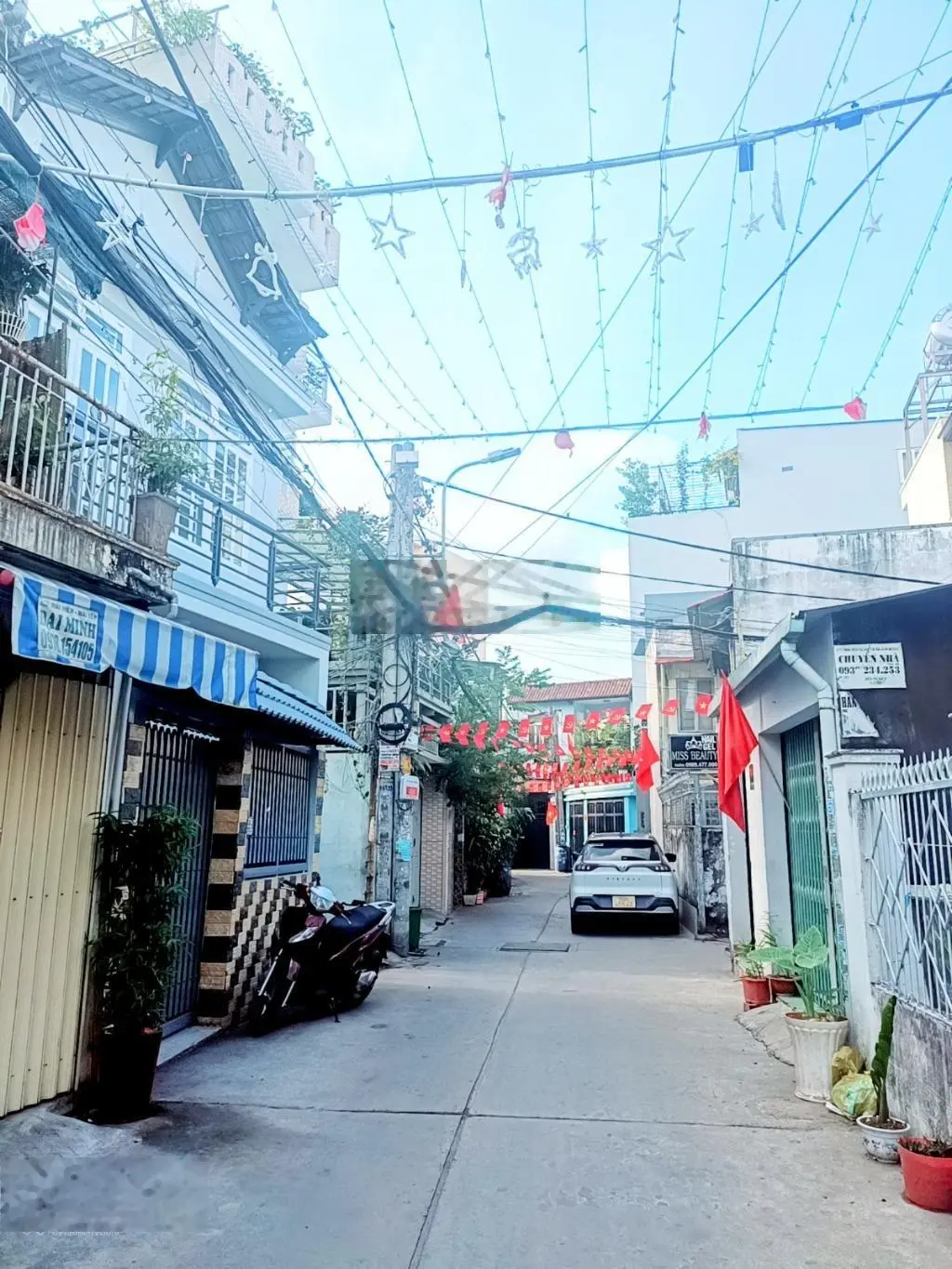 Bán nhà riêng hiếm Đường 339 Đỗ Xuân Hợp Phước Long B 60m2 ngang 6m xe tải trước nhà chỉ 5 tỷ