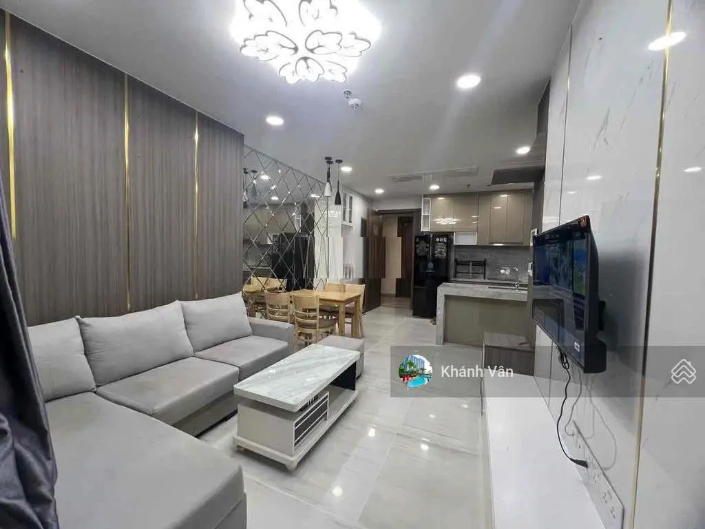 Cần bán căn hộ Leman Luxury, Quận 3, 100m2, 2pn, 2wc, giá 10 tỷ, có sổ. Lh 0903 309 *** Vân