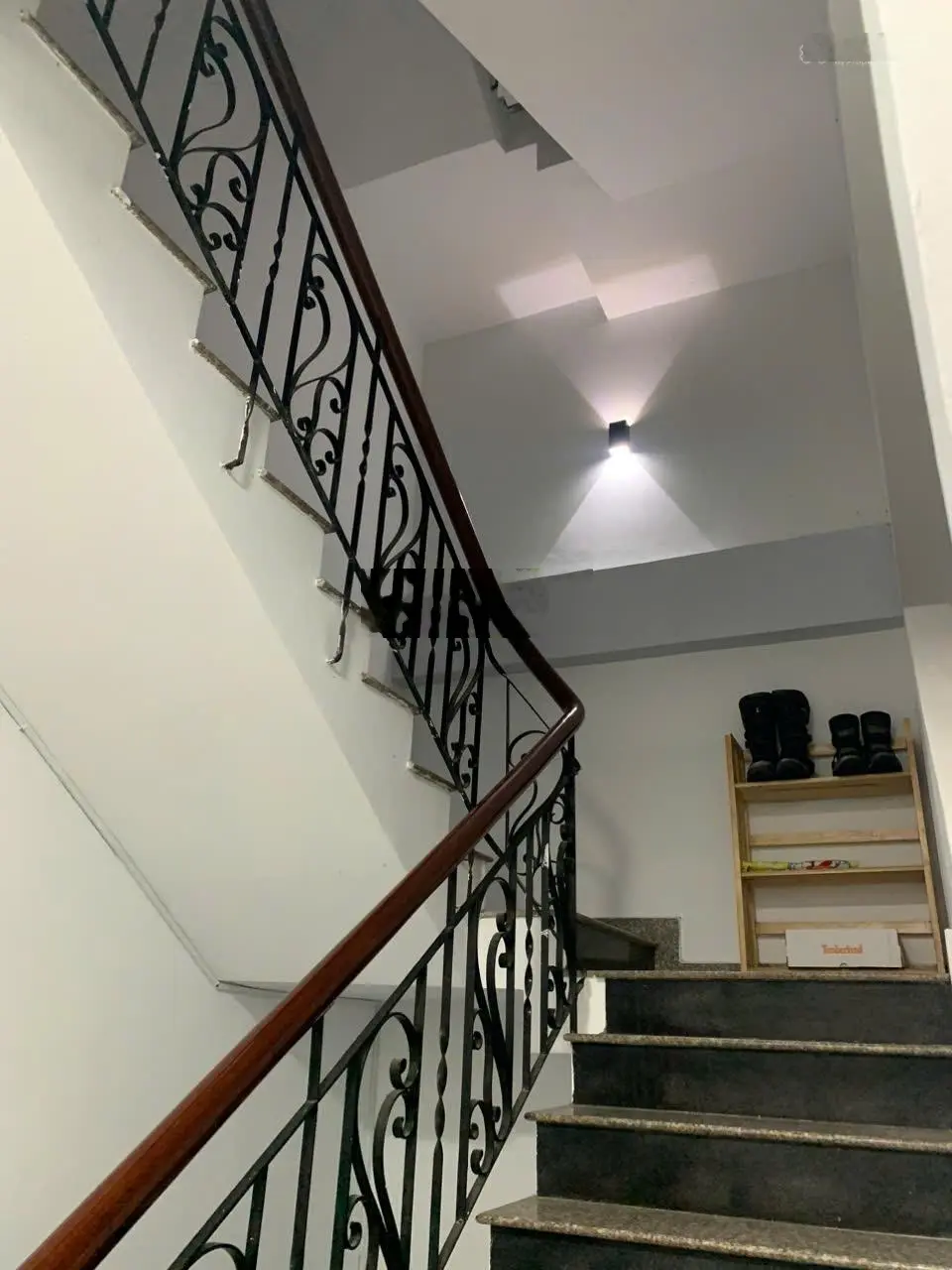 Bán nhà mặt phố đẹp xuất sắc tại Phú Mỹ, Quận 7, TP. HCM, 13,5 tỷ, 90m2