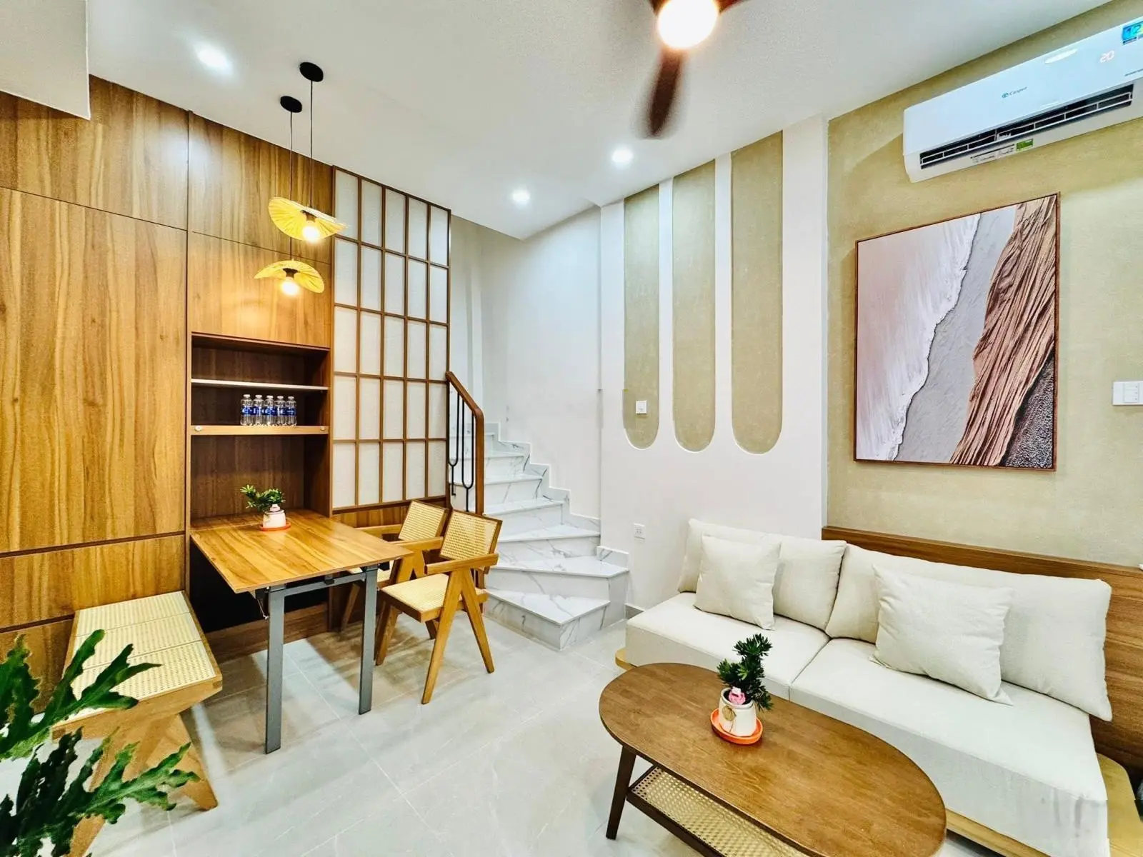 Hoa hồng 50tr - Bán nhà Nguyễn Công Hoan - P7 - PN - 27m2 - 4,38 Tỷ