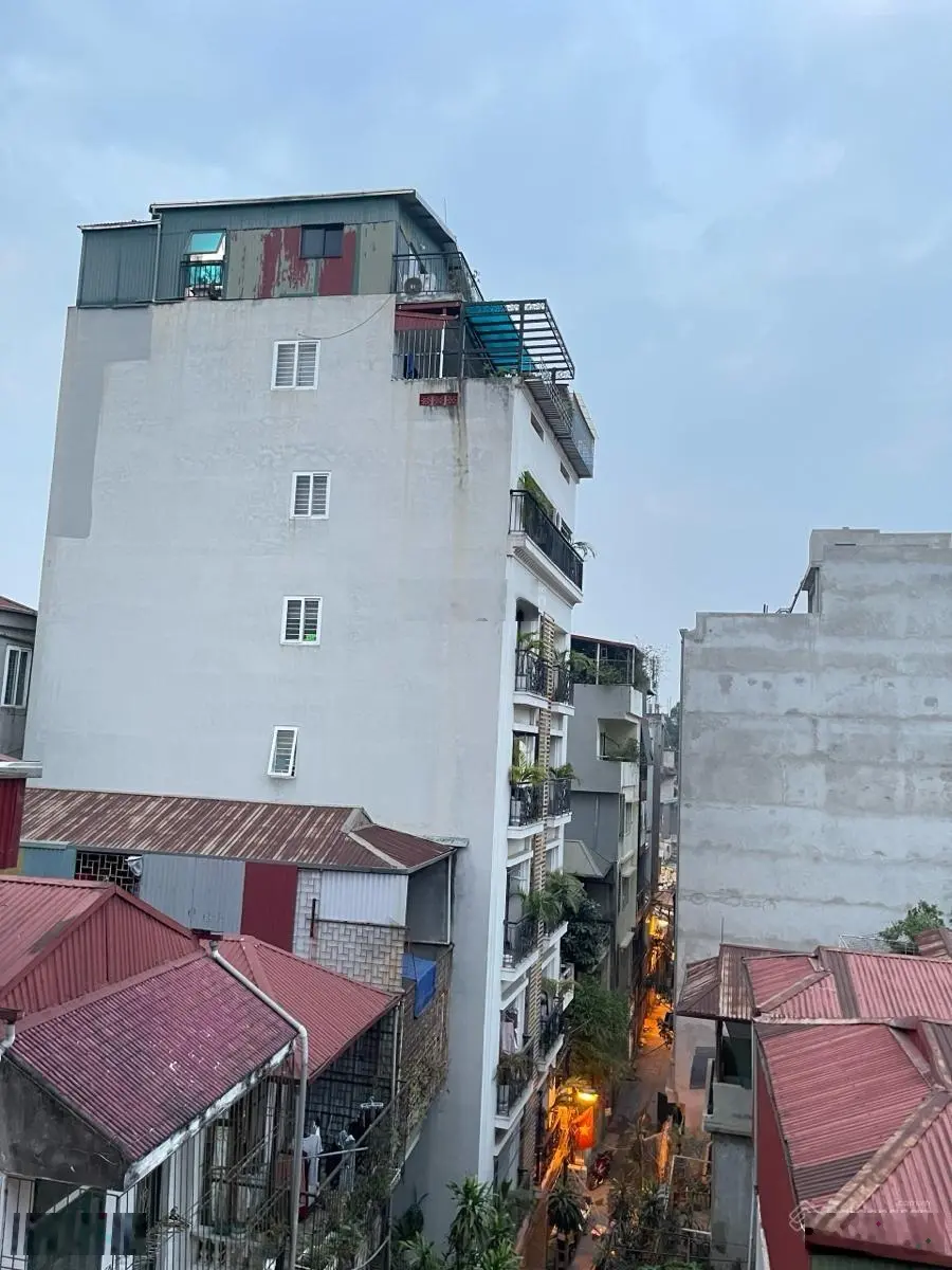 Nhà nằm mặt ngõ Nguyễn Phúc Lai, khu phân lô DT 39m x 5 tầng x MT 4,5m x Chào 8,6 tỷ có TL