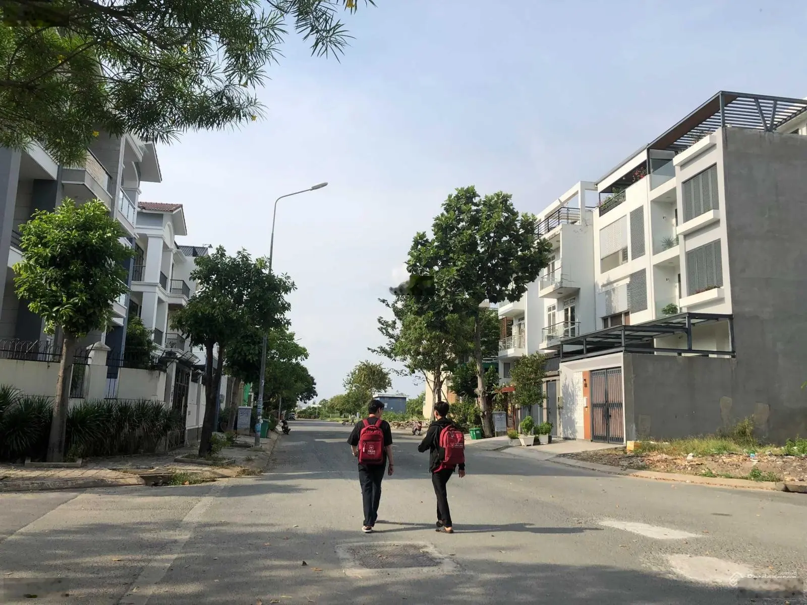 Cần bán gấp lô đất KDC Bình Lợi,đường Đặng Thùy Trâm,Bình Thạnh,70m2 giá 3 tỷ 2 (SHR)