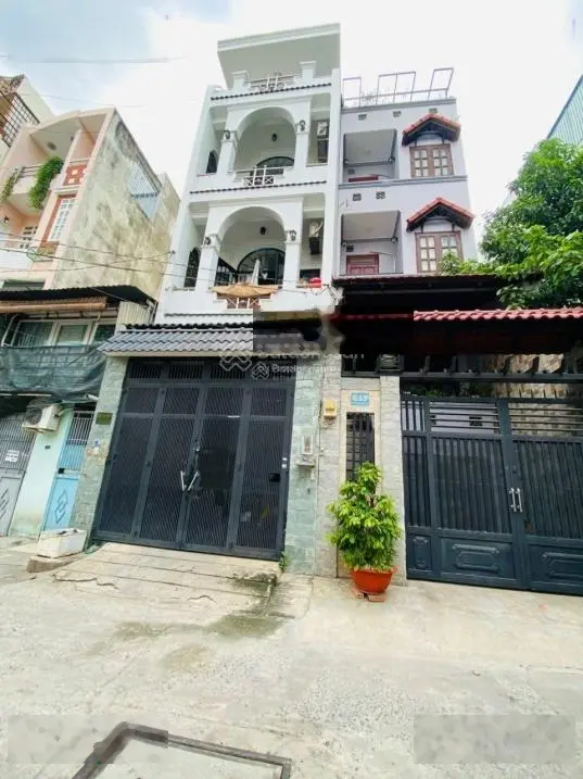 HXH tránh nhau Nơ Trang Long 4x15,5m vuông vức trệt 2 lầu ST đã hoàn công chỉ 8,5tỷ