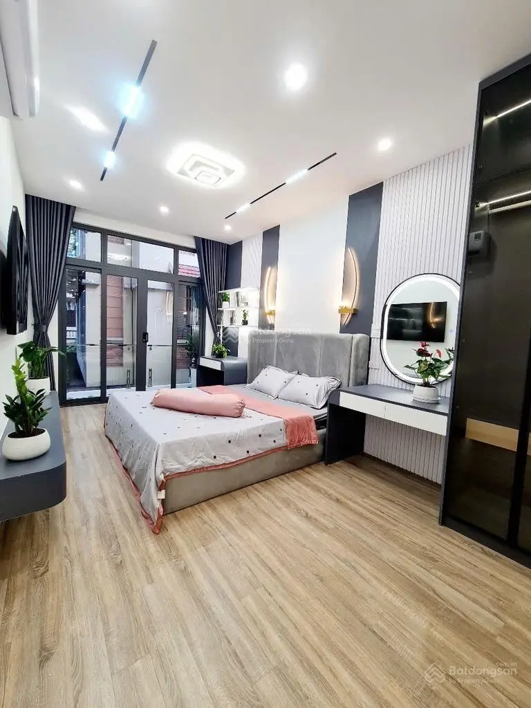 Đội Cấn - tặng full nội thất - nhà đẹp như khách sạn
