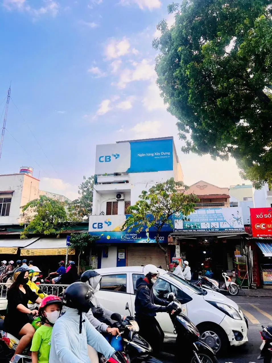 Chính chủ kẹt tiền cần bán gấp nhà 2MT trước sau Phan Văn Trị P7 gần CoopMart GV đang cho thuê 80tr