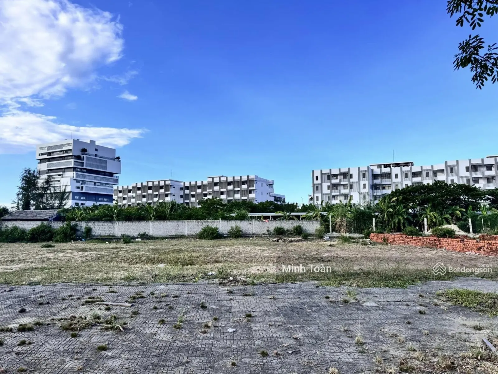 Lô góc 2 mặt tiền đường 34m, sát bệnh viện Phan Châu Trinh