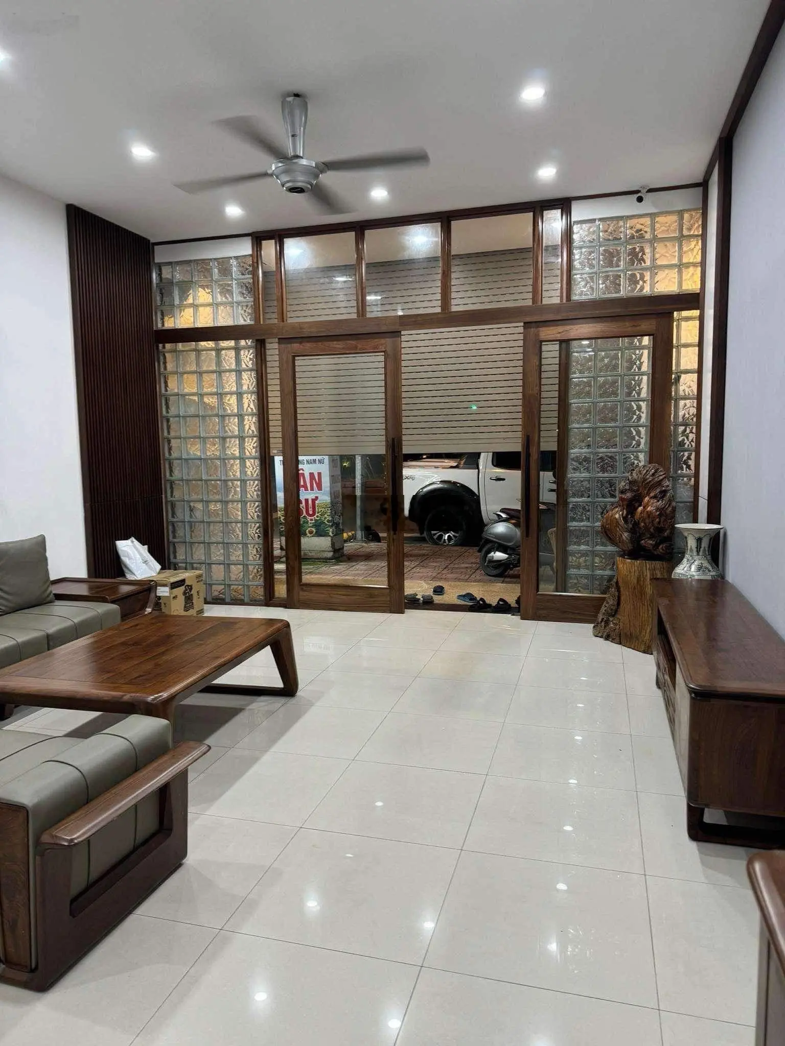 Hàng hiếm có. Chủ bán 190m2 mặt đường Trần Hưng Đạo - Tp Thái Bình. Đã có nhà trên đất