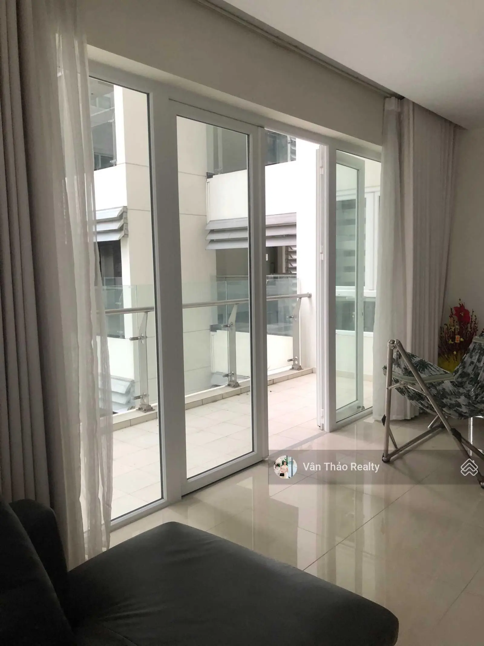 (Duplex 200m2 - giá siêu tốt) Bán căn Duplex 4PN - Đã có sổ hồng - ngay Đảo Kim Cương Quận 2