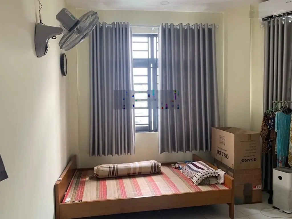 Kẹt tiền bán gấp nhà gần chợ Căn Cứ Lê Thị Hồng, Phường 7, Gò Vấp. Giá chỉ 3,89 tỷ. 0906 806 *** Ngân