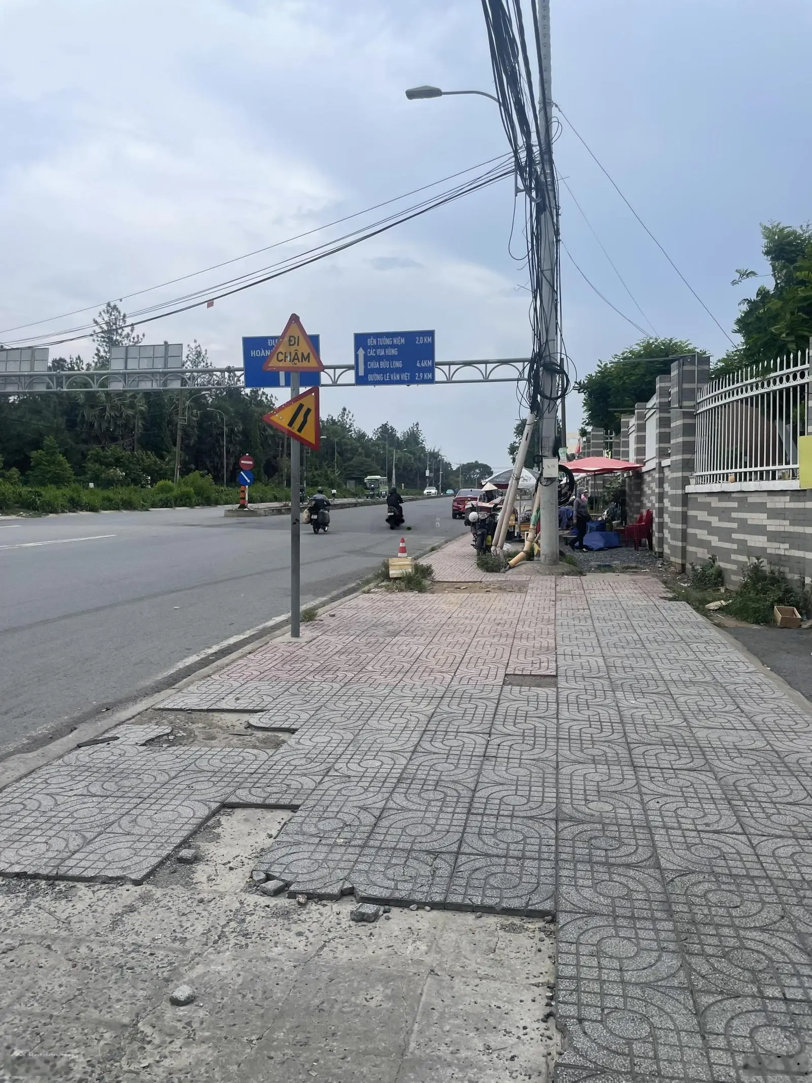Sổ hồng riêng hiện đang cho thuê thu nhập 15tr 1 tháng