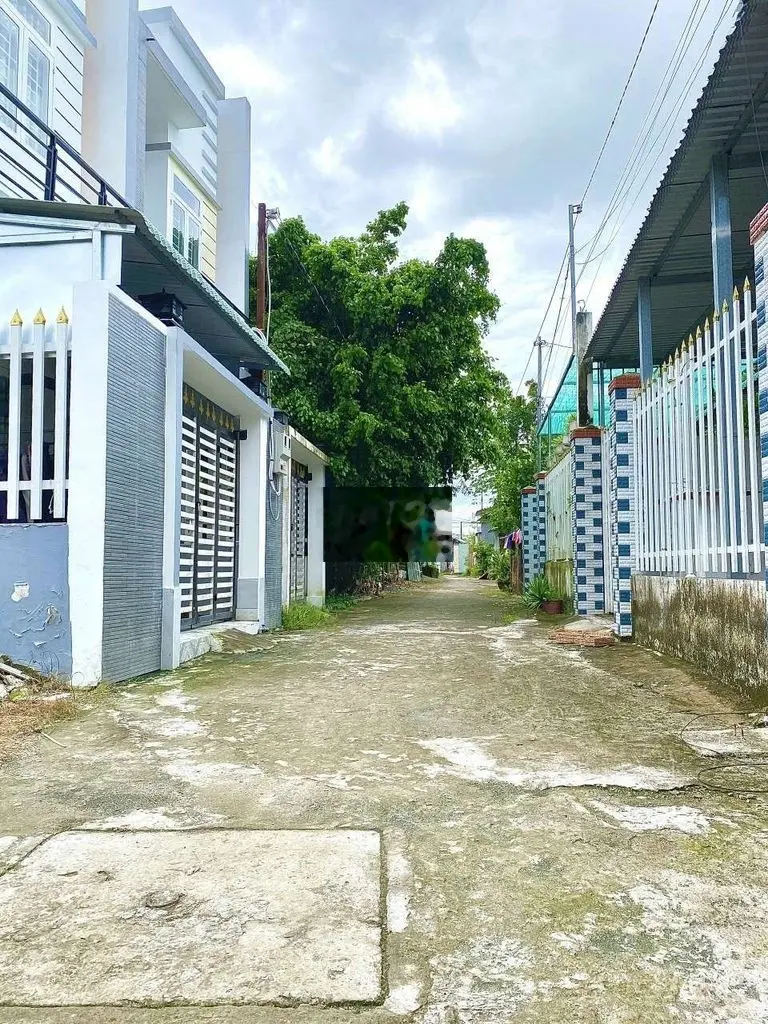 NHÀ KHU VƯỢT LŨ PHƯỜNG 8, TP VĨNH LONG