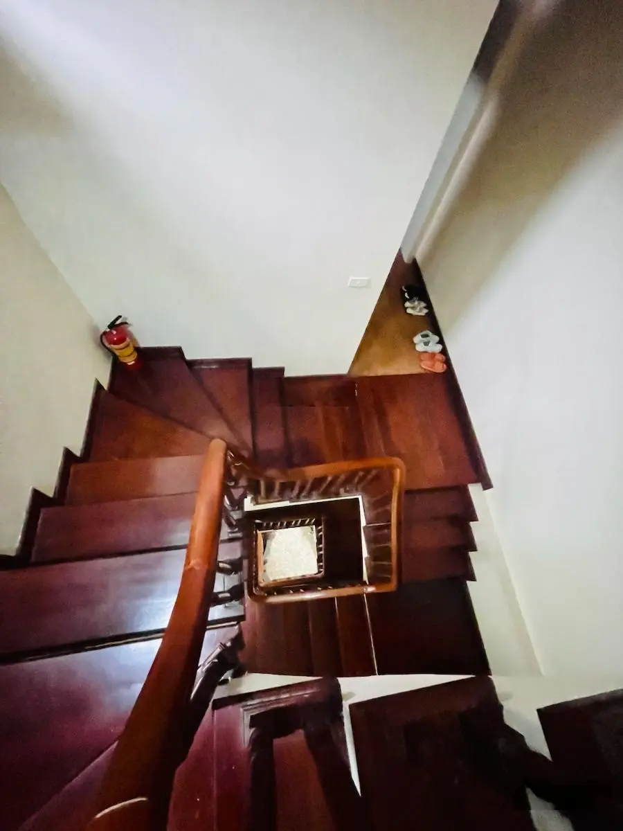 Bán nhà phố Tân Mai - quận Hoàng Mai - ngõ thông - oto 7 chỗ vào nhà. Mặt tiền 3,5m