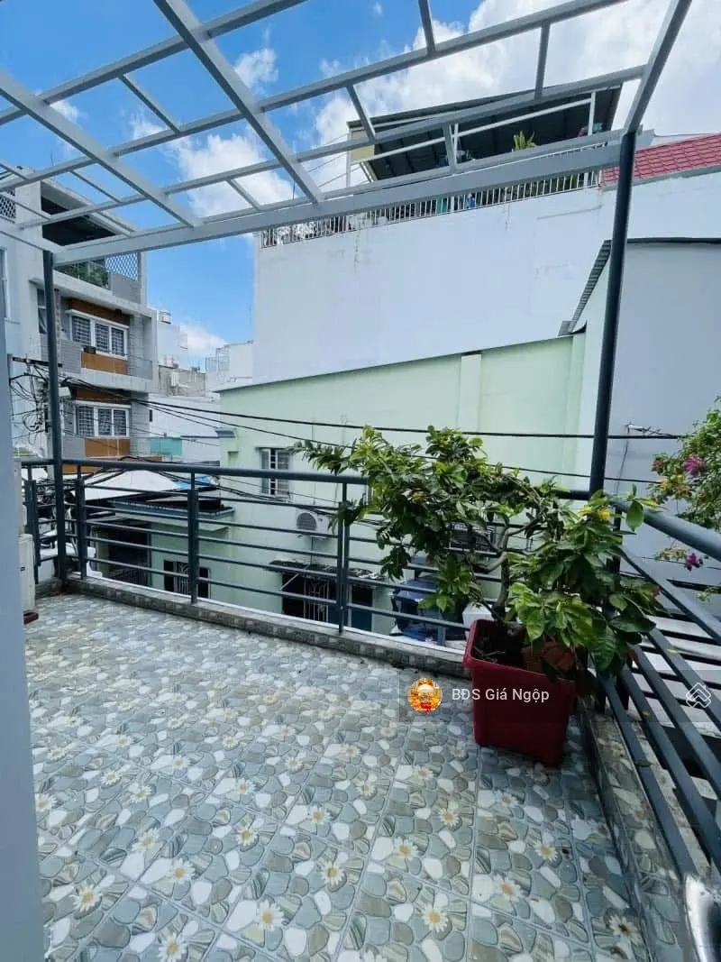 Nhà DT khủng 65m2 (5x13)m, gần chợ Bà Chiểu, trục hẻm Nguyễn Văn Đậu, Phường 11, Bình Thạnh