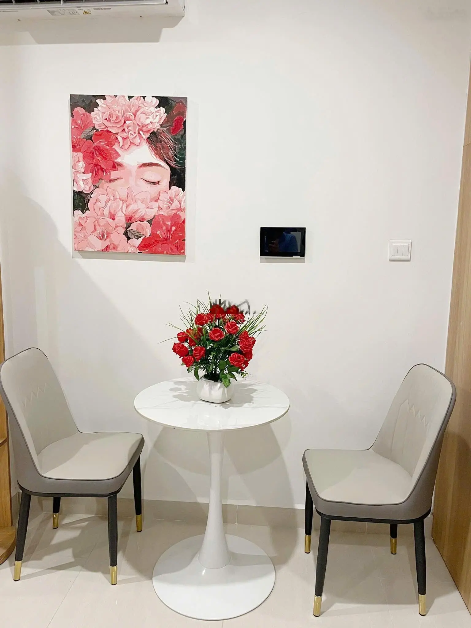 Chính chủ bán căn studio full đồ tầng trung tại S1.10 (miễn môi giới)