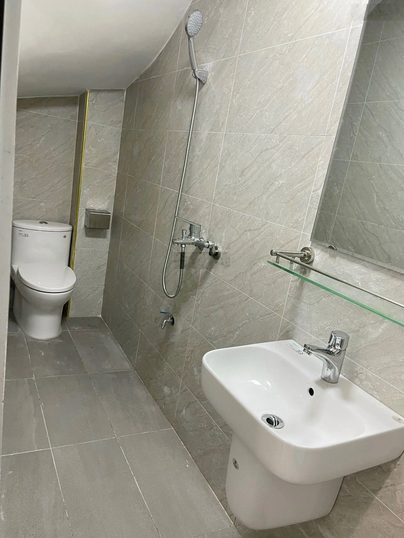 Chính chủ bán nhà riêng Khâm Thiên, Đống Đa, Hà Nội; DT 35mx4 tầng 5 tỷ