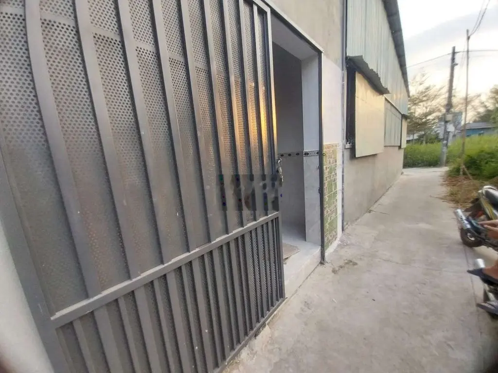 BÁN NHÀ 40M2 MỚI ĐẸP DSH CHỈ 2 CĂN ĐƯOC GIỮ SỔ CHÍNH GẦN CẦU GẠCH DƠI