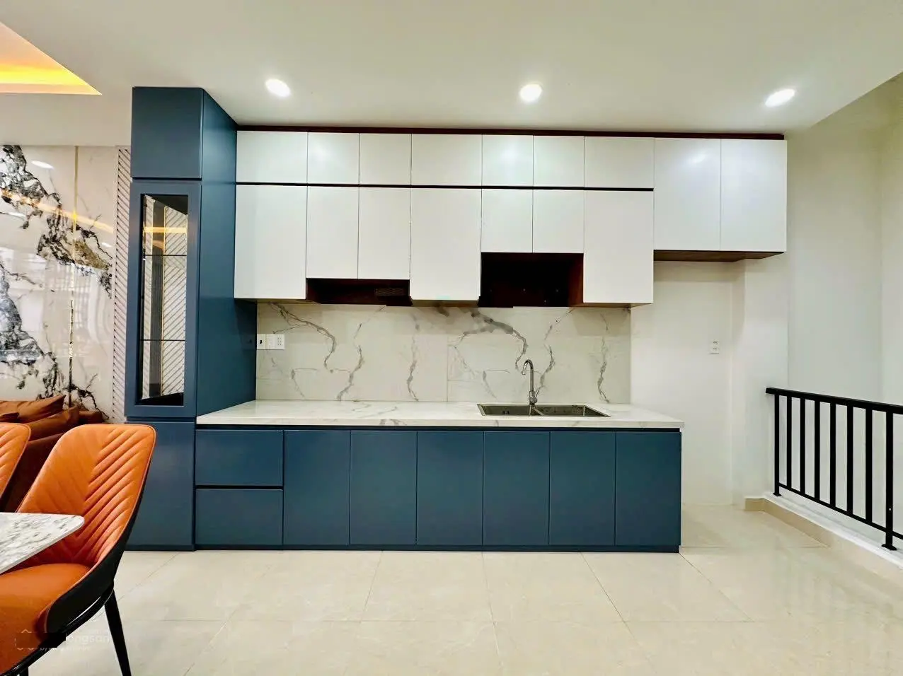 Nhà Thạnh Lộc 15, Quận 12 - 1 trệt 4 lầu sổ riêng, đường 12m. Giá 6.1 tỷ TL