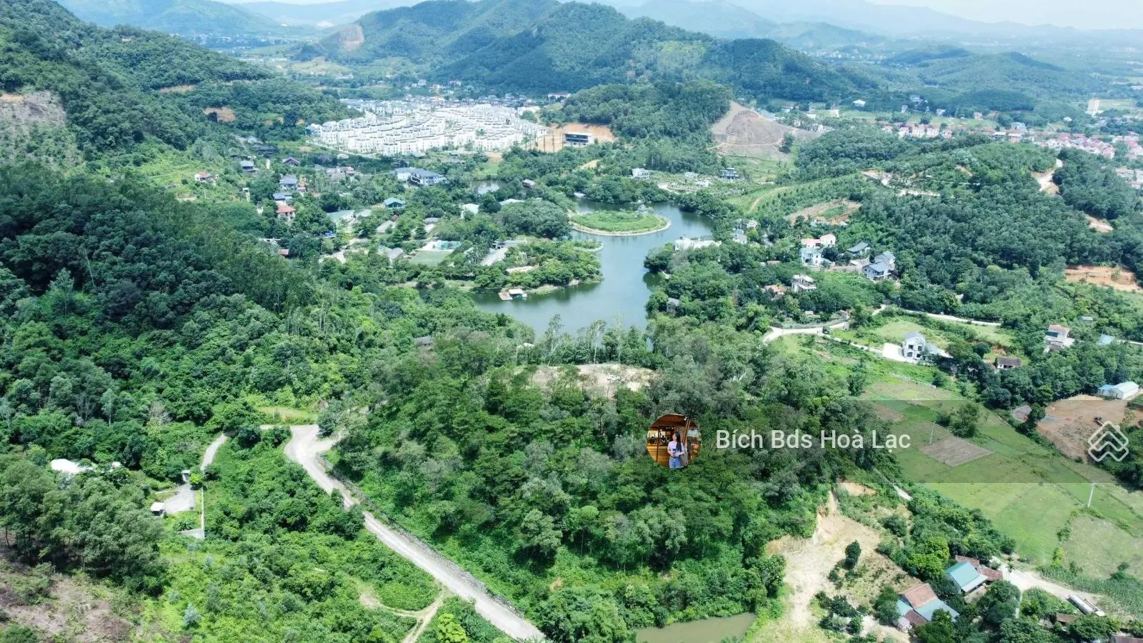 Duy nhất 23.000m2 mặt hồ Ngọc Linh Tiến Xuân, Thạch Thất. Giá nét nhất. LH 0929 638 ***