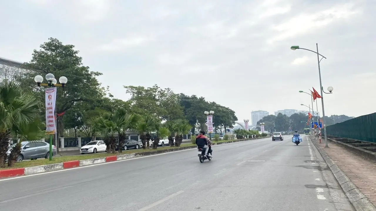 Việt Hưng, Long Biên cực hiếm, nhà 5 tầng x 42m2, MT 6m, Lô góc, 2 thoáng, trung tâm, gần ô tô