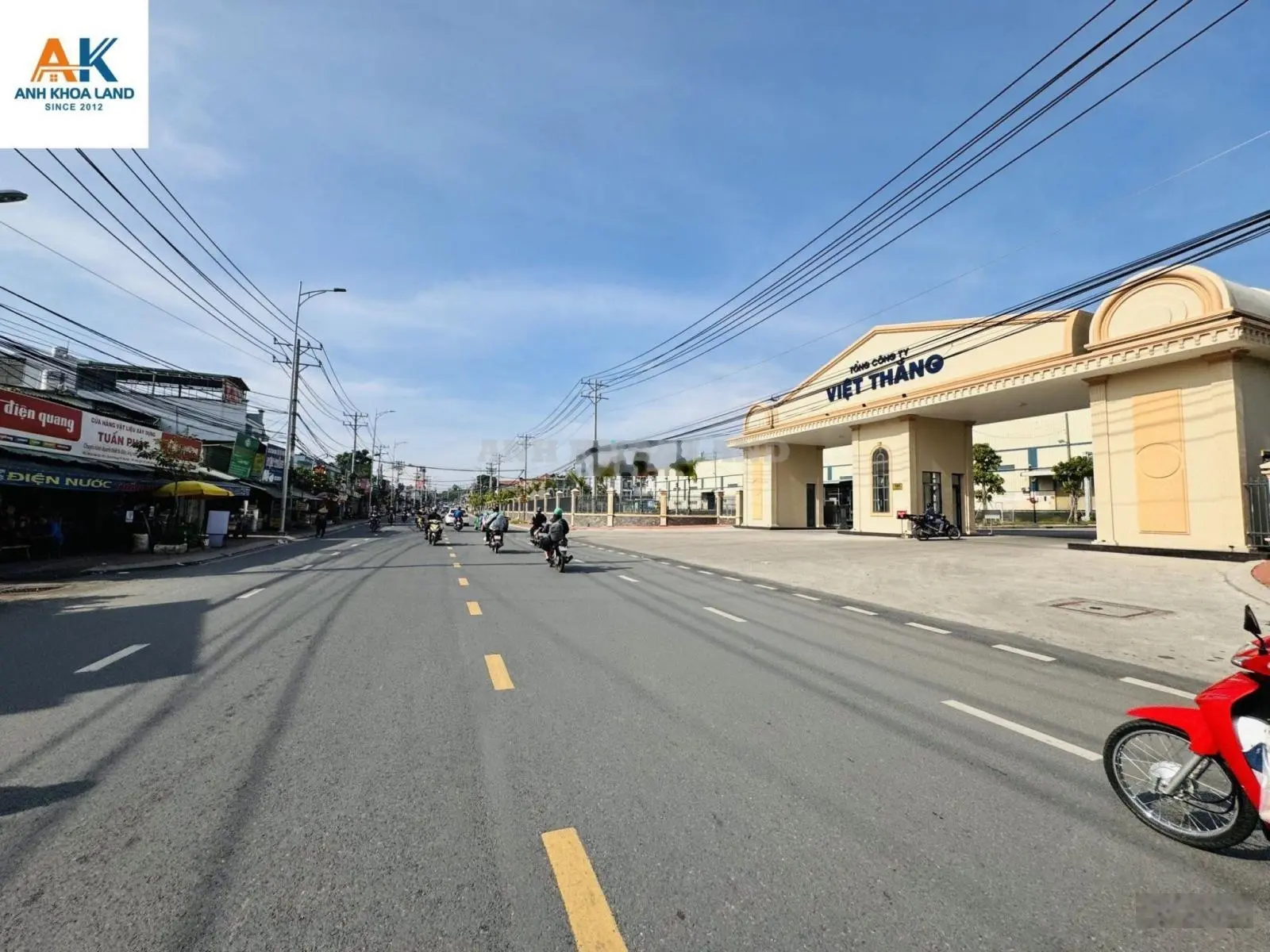 Ngộp bank giảm sâu HXH quay đầu - Lê Văn Chí, Linh Trung 283m2 ngang 9.75m - TL tốt