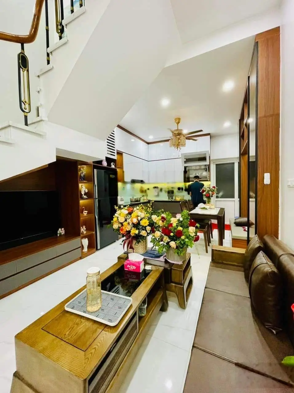 Bán Gấp nhà lưu Hữu phước 66m2 x 4 tầng mặt tiền 4,2m nhà dân xây xung quanh ngập tràn tiện ích