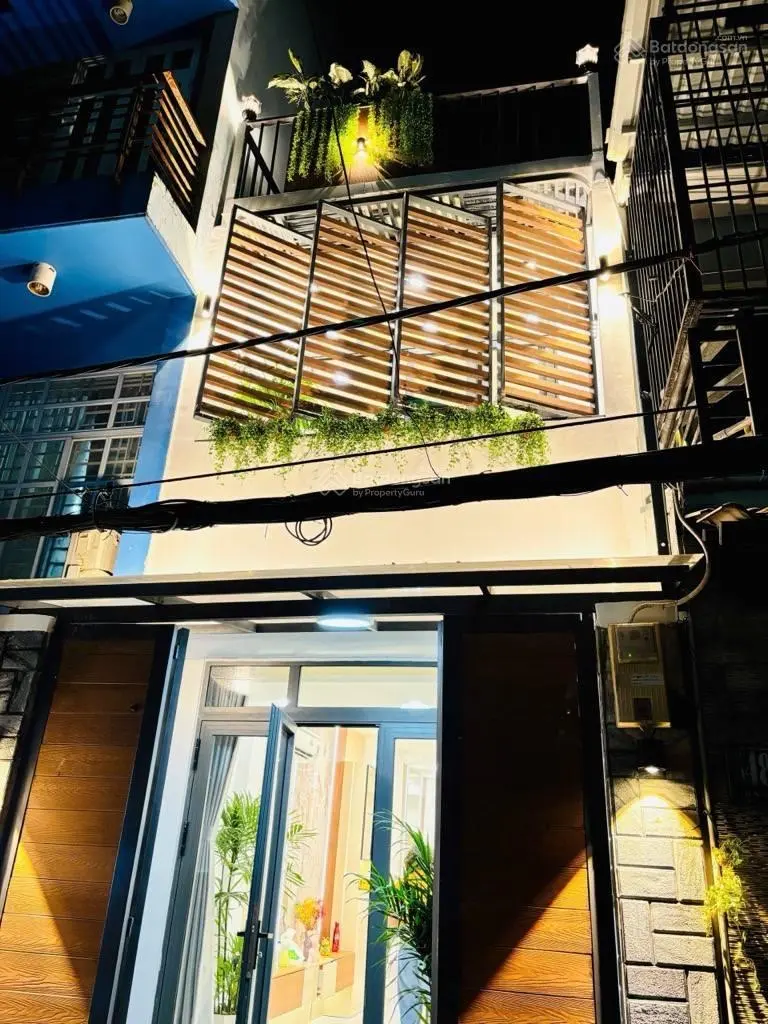 Bán nhà riêng tại đường Nguyễn Minh Hoàng, Tân Bình - DT: 40m2. Đang cho thuê 12tr/th
