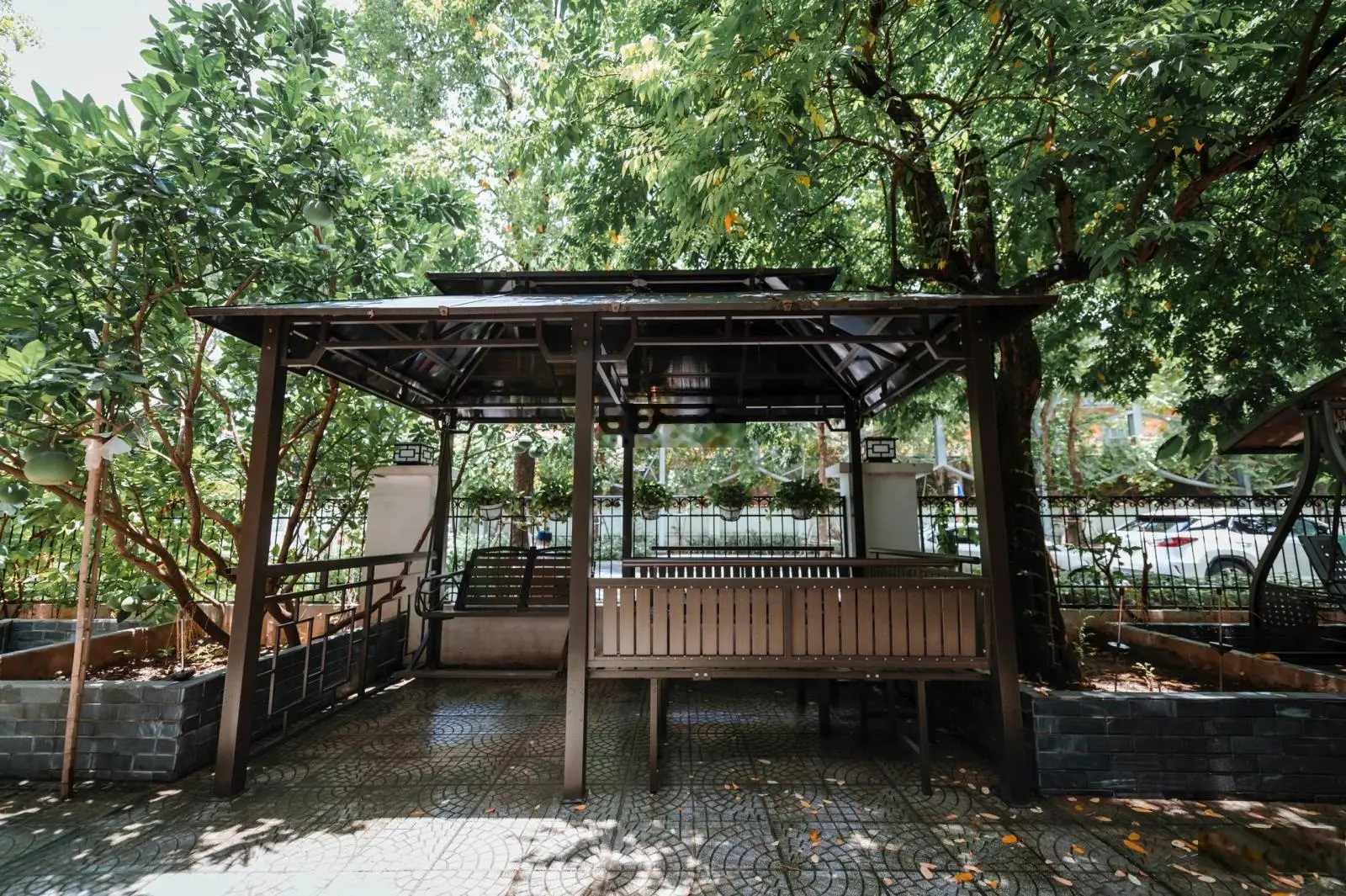 Chính chủ cần bán biệt thự lô góc vị trí đẹp nhất KDT Vinhomes Hàm Nghi. Giá thỏa thuận!