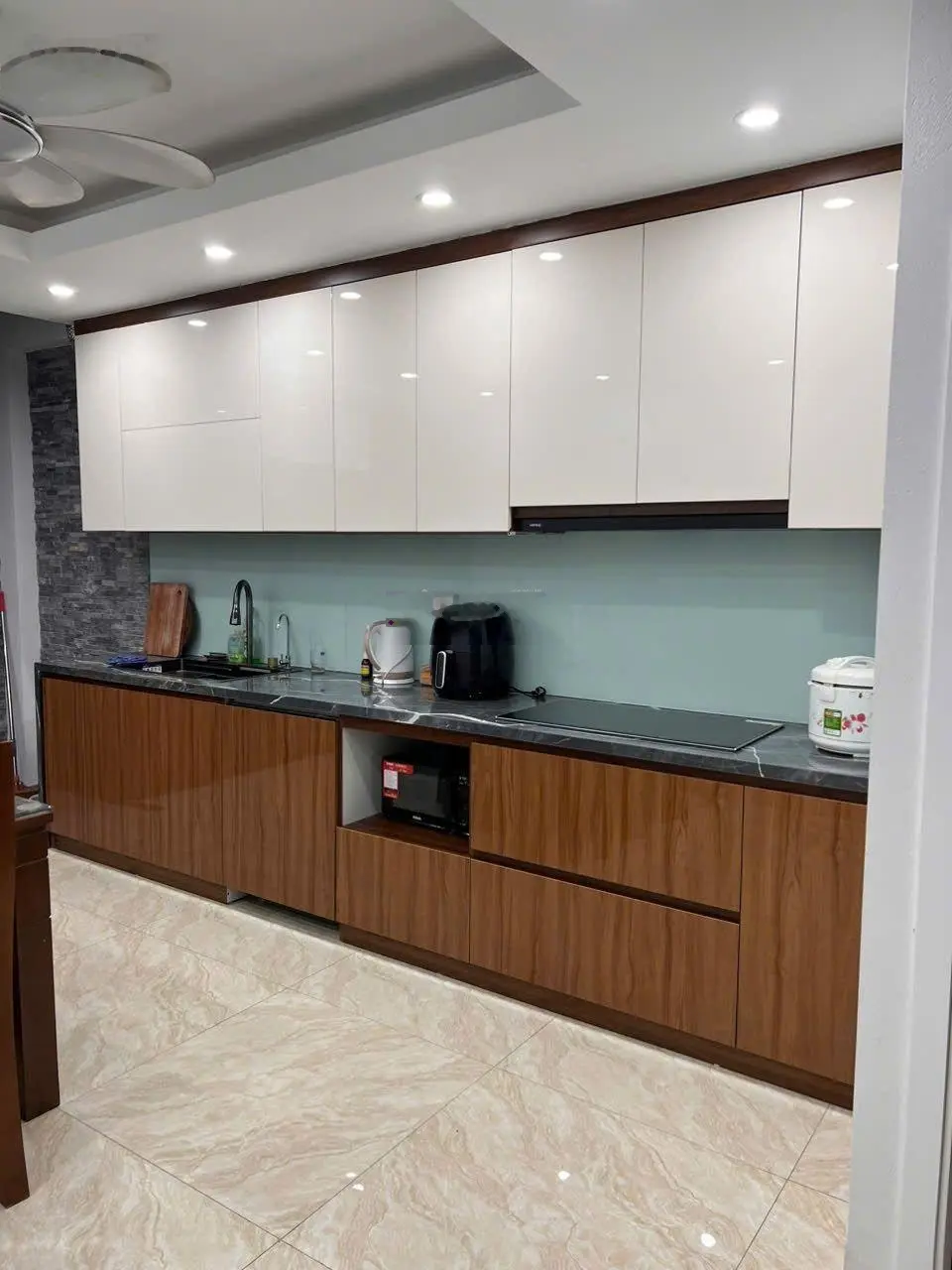 Cực phẩm nhà phân lô dv 25ha vân canh, dân xây 5 tầng, diện tích 50m, đường trước nhà 16m.